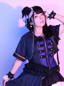 鈴音ひとみ